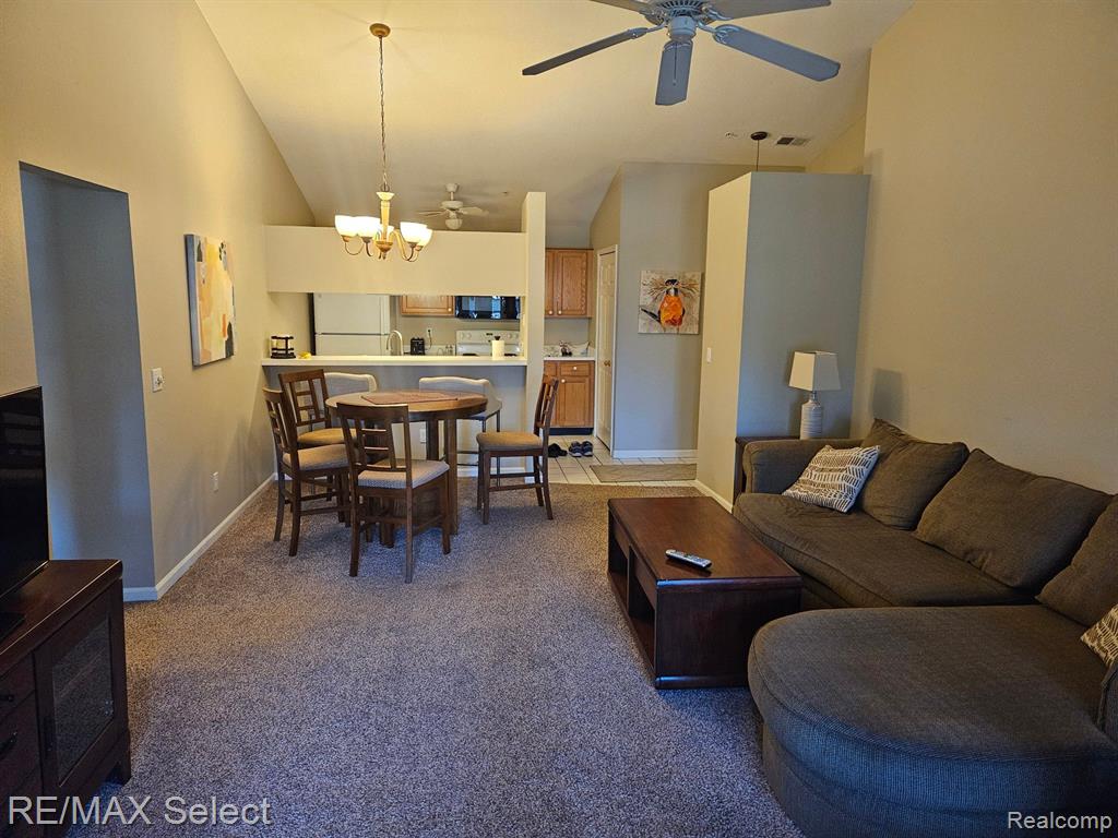 12331 St Andrews Way Fenton, MI 48430 - Photo 4 of 13 Gallery Image 4