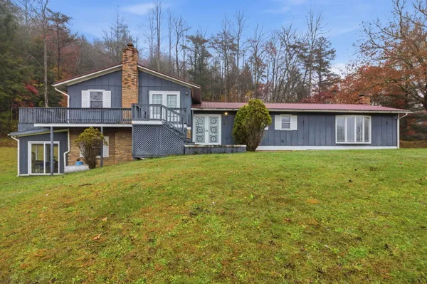 $203,500 | 3928 Happy Hollow Road, Coeburn, VA 24230