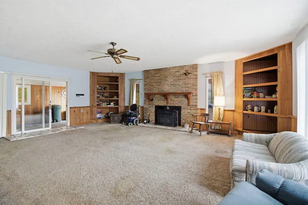 $203,500 | 3928 Happy Hollow Road, Coeburn, VA 24230