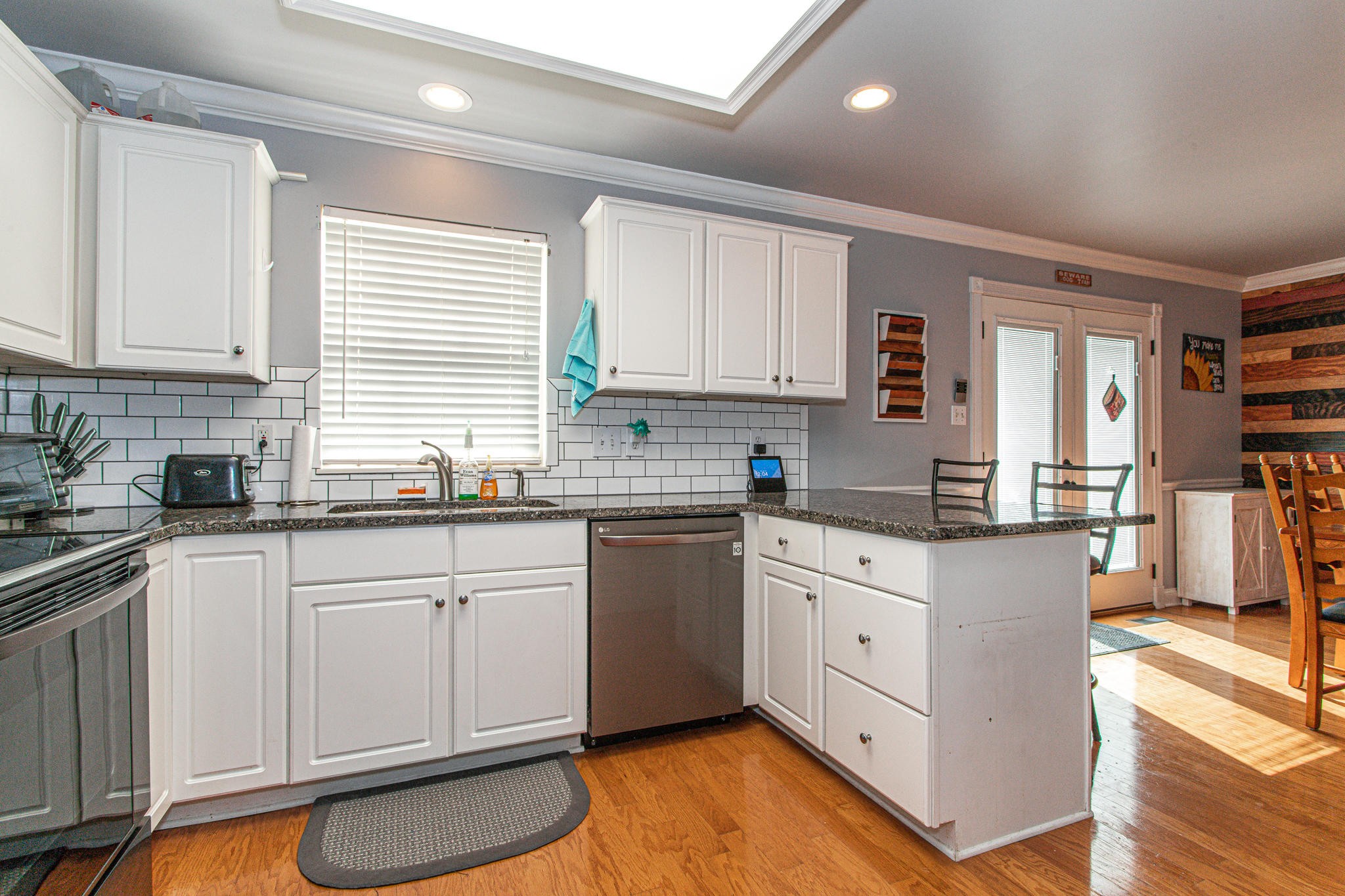 1436 Wineberry Road Powell, TN 37849 - Photo 12 of 35 Gallery Image 12