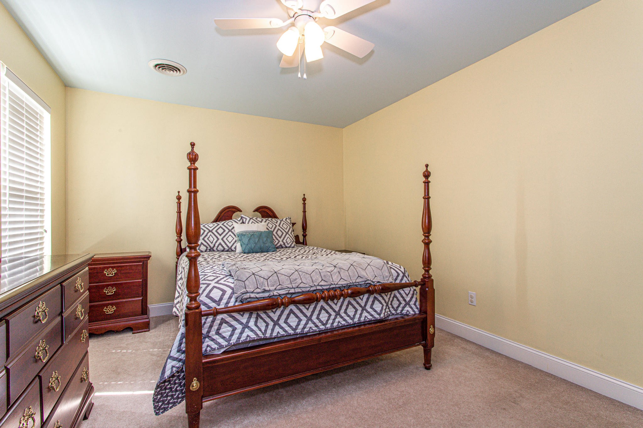 1436 Wineberry Road Powell, TN 37849 - Photo 21 of 35 Gallery Image 21