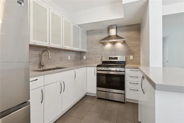 $2,750 | 8501 Hawthorne Avenue, Unit 4, Miami Beach, FL 33141