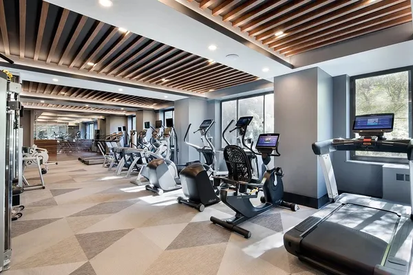 $6,500 | 1735 York Avenue, Unit 33H | Upper East Side