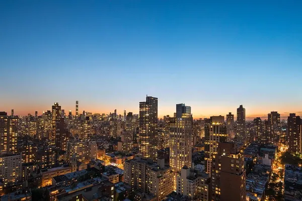 $6,500 | 1735 York Avenue, Unit 33H | Upper East Side