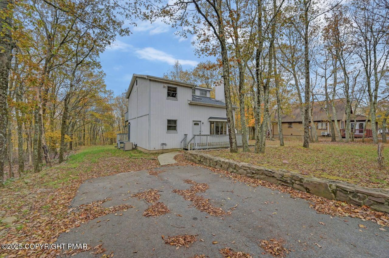 38 Spokane Road Albrightsville, PA 18210 - Photo 3 of 72 38 Spokane Rd 01 Large