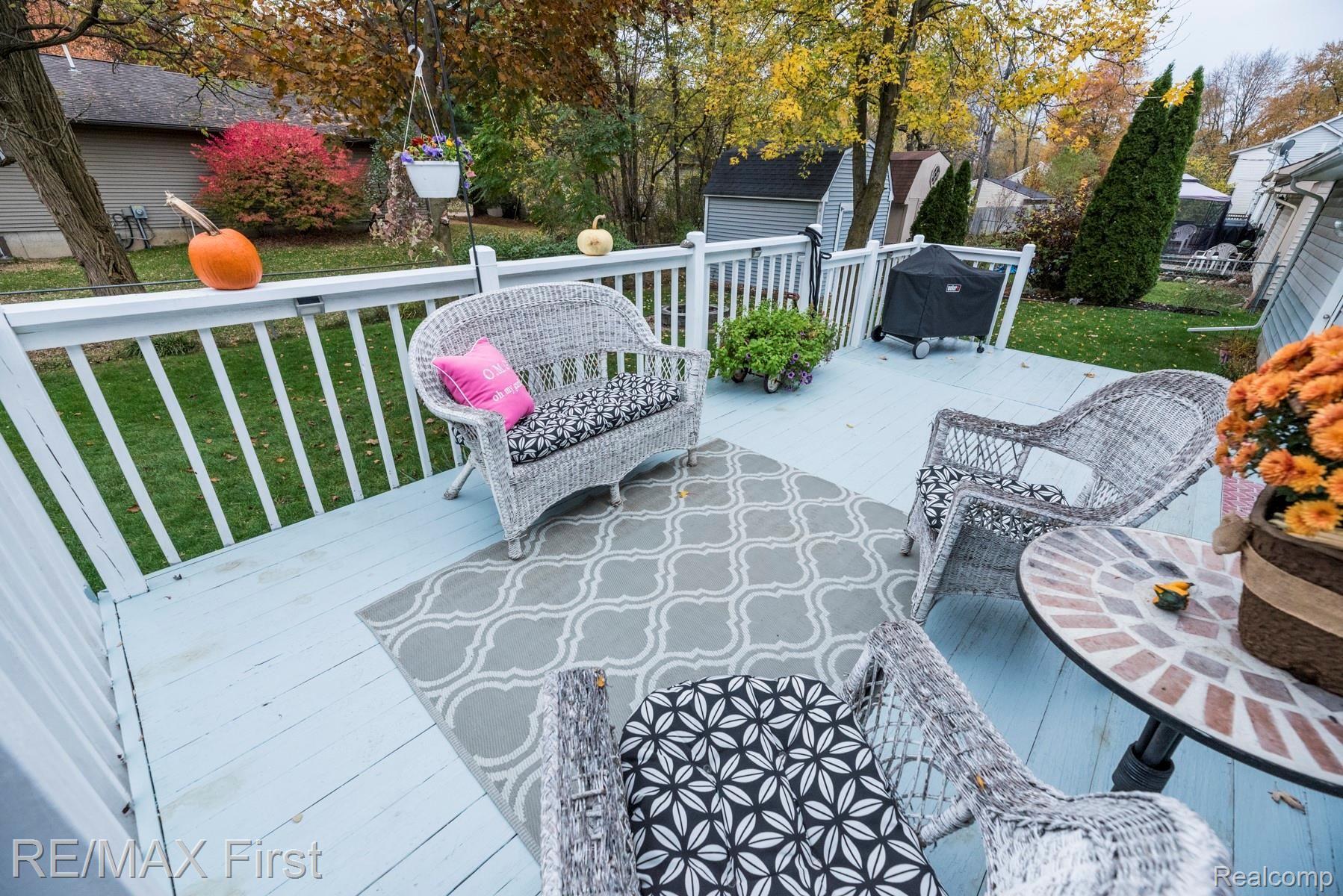 1356 Miller Road Lake Orion, MI 48362 - Photo 8 of 50 Vogel Team Miller Home-15.jpg