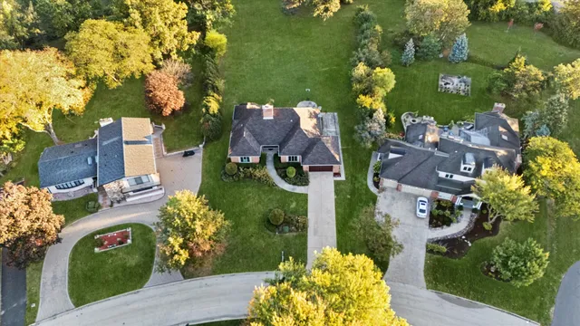 $1,049,000 | 31 Croydon Lane, Oak Brook, IL 60523
