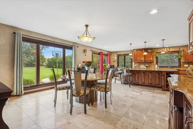 $1,049,000 | 31 Croydon Lane, Oak Brook, IL 60523