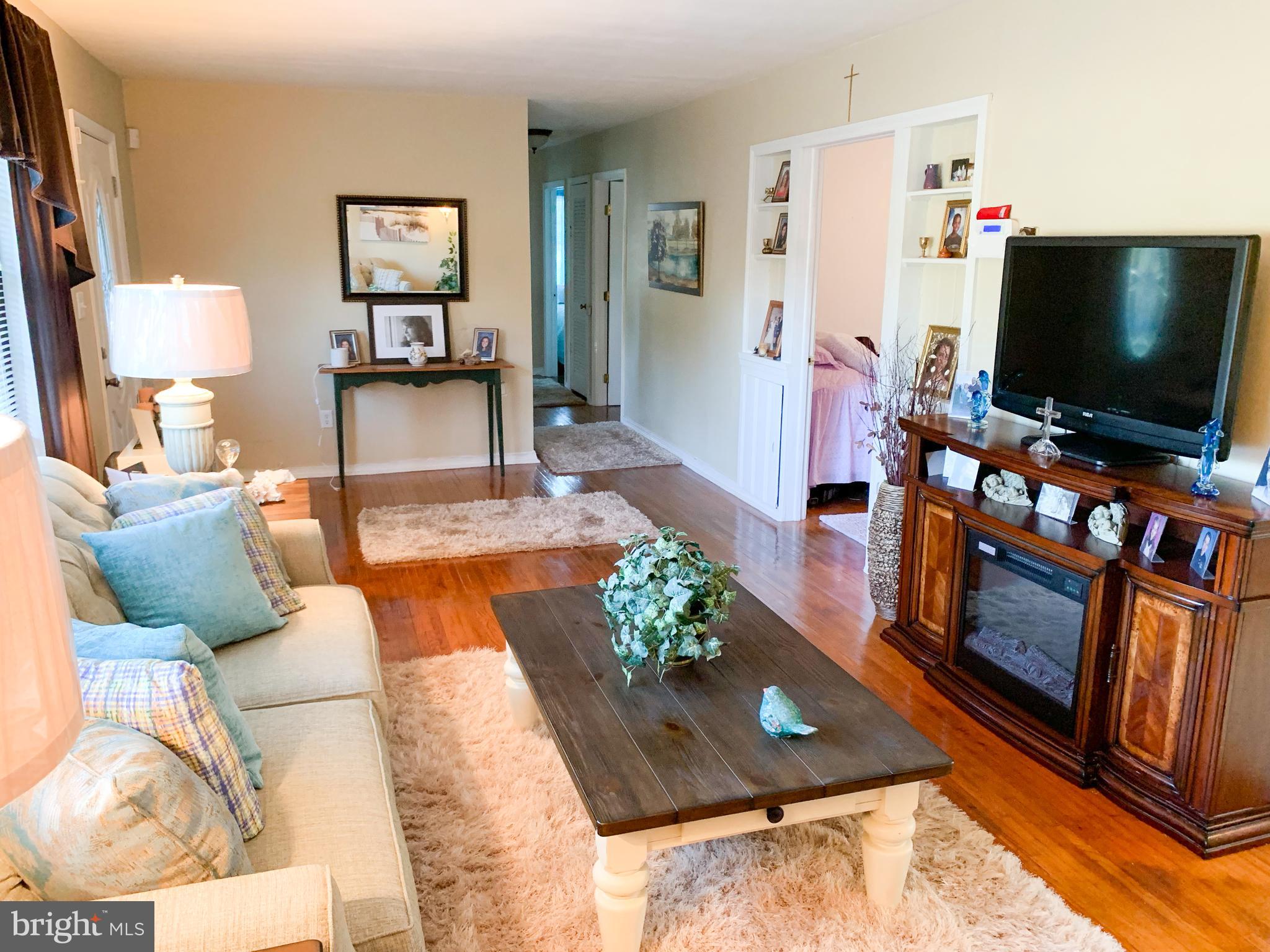 4896 Bethlehem Road Preston, MD 21655 - Photo 4 of 38 Living Room