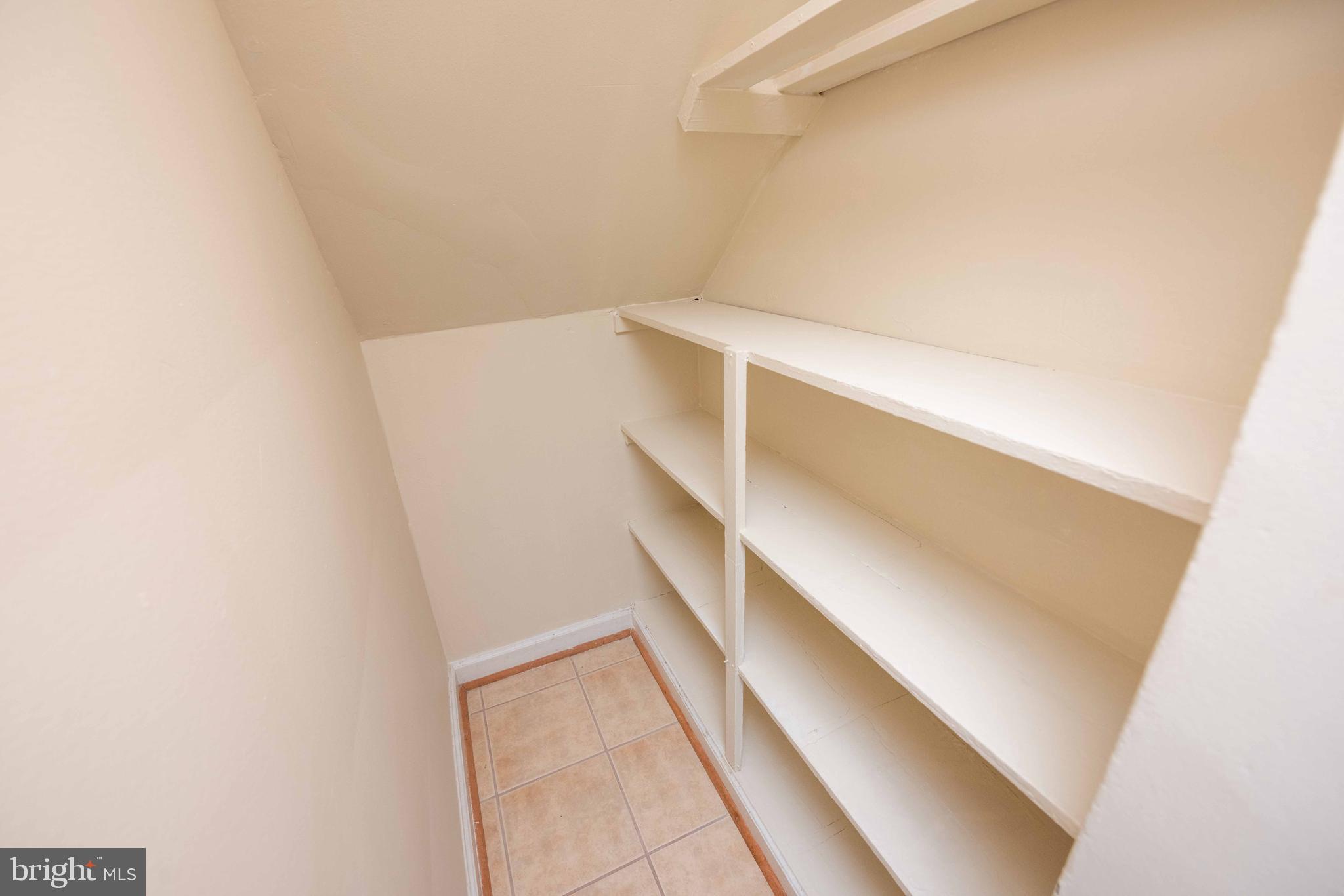 2808 16th Road South, Unit B Arlington, VA 22204 - Photo 12 of 33