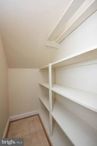 $2,475 | 2808 16th Road South, Unit B, Arlington, VA 22204