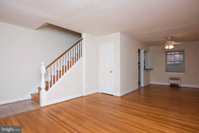 $2,475 | 2808 16th Road South, Unit B, Arlington, VA 22204