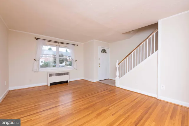 $2,475 | 2808 16th Road South, Unit B, Arlington, VA 22204