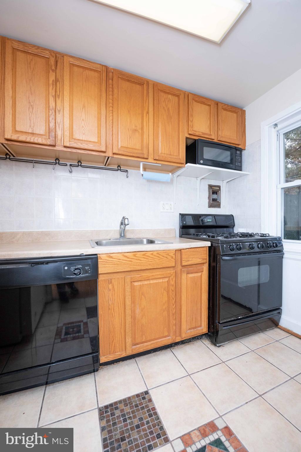 2808 16th Road South, Unit B Arlington, VA 22204 - Photo 9 of 33