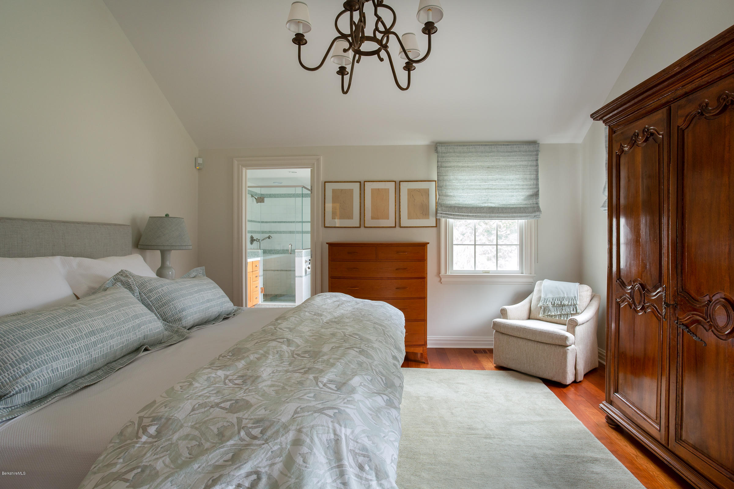 43 Creamery Road Egremont, MA 01230 - Photo 19 of 35 20 Master Bedroom thru to Bath 43-Creame