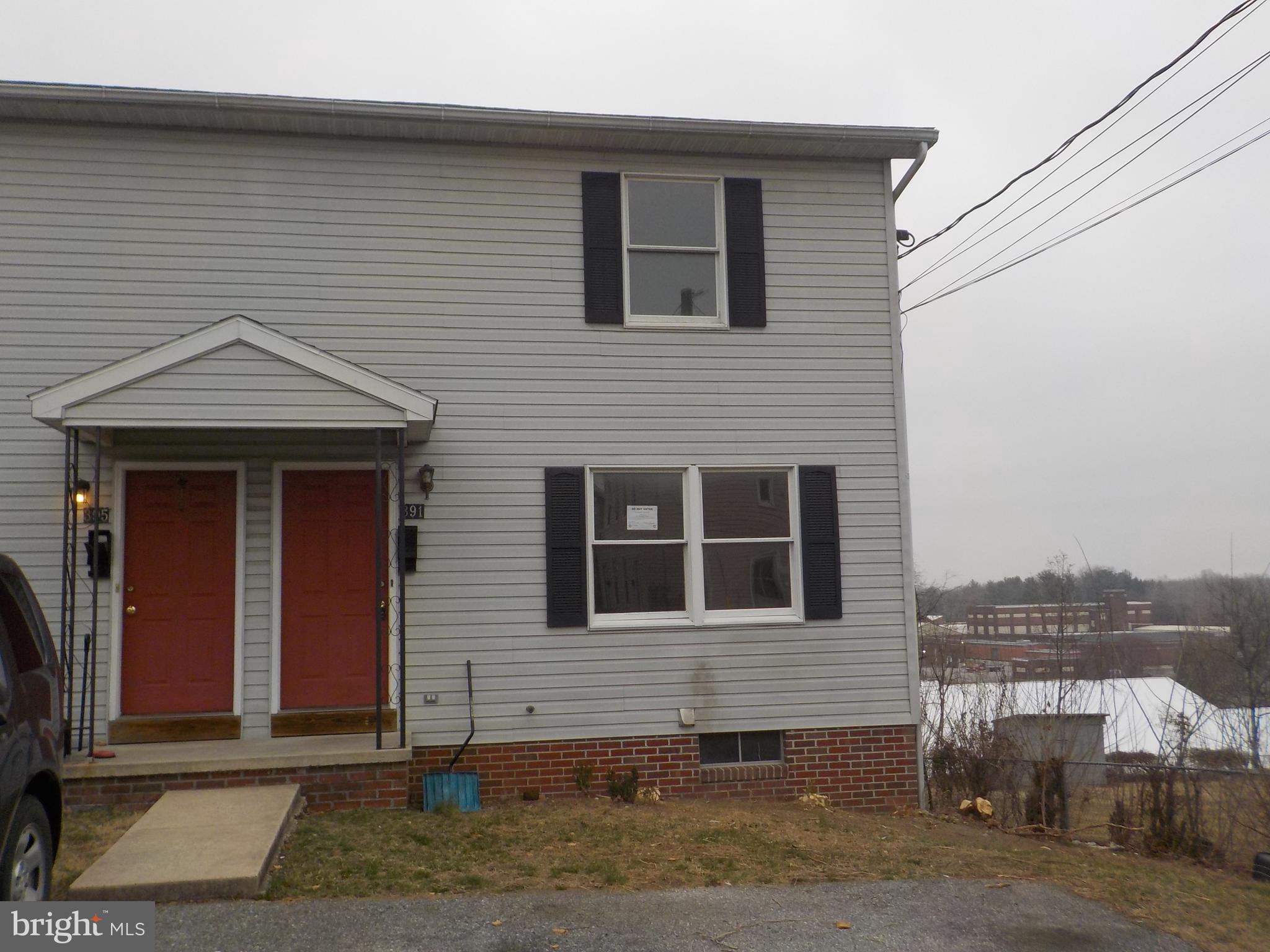 395 Elder Street Chambersburg, PA 17201 - Photo 1 of 7 Front view