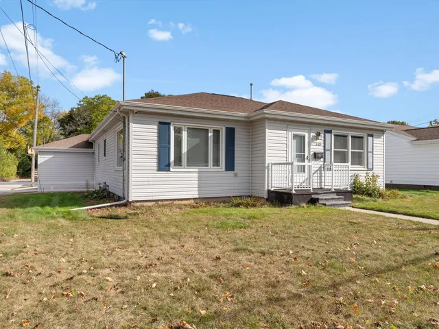 3109 School Street, Two Rivers, WI 54241