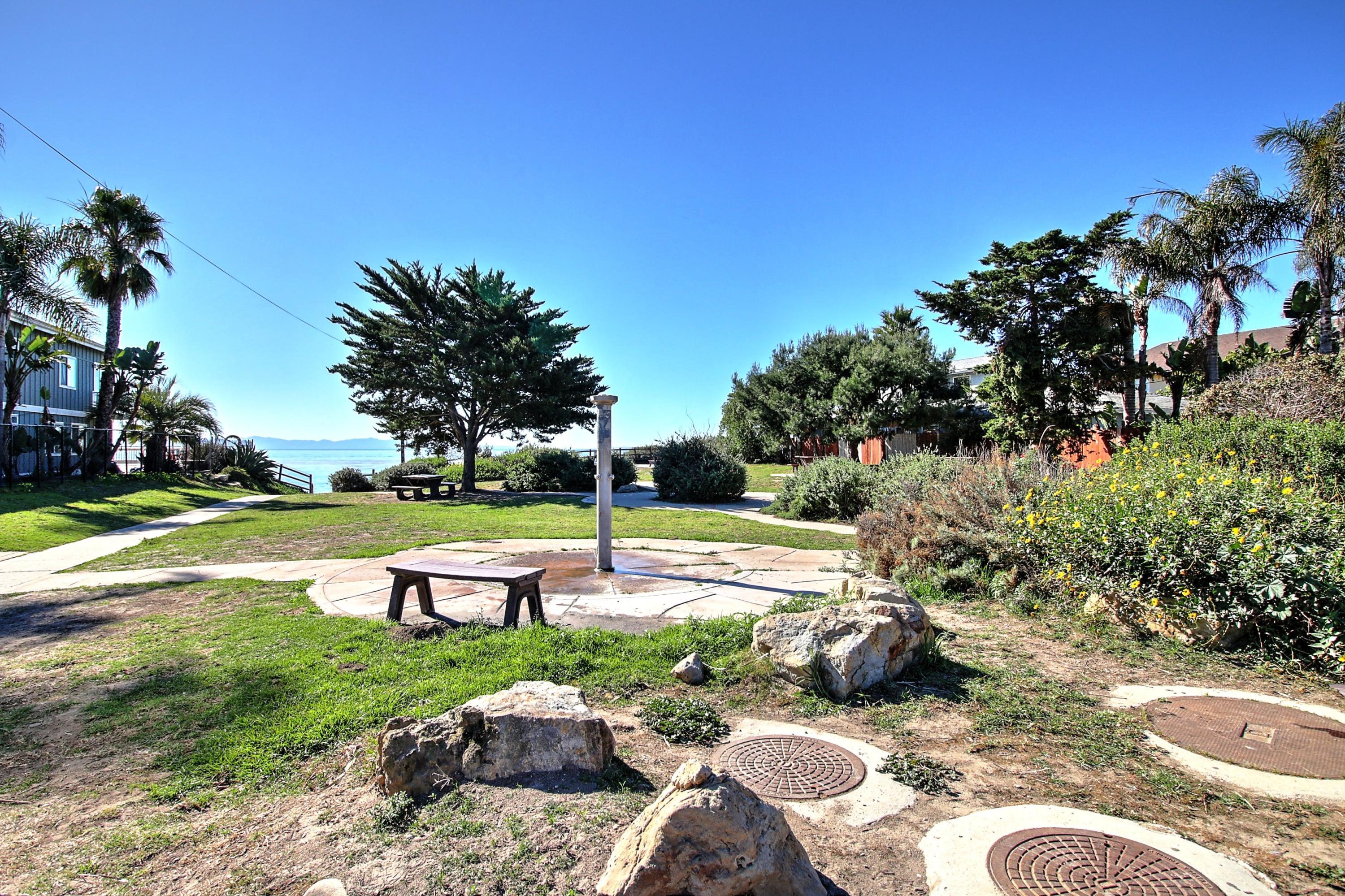 6589 Madrid Road Goleta, CA 93117 - Photo 4 of 26 003