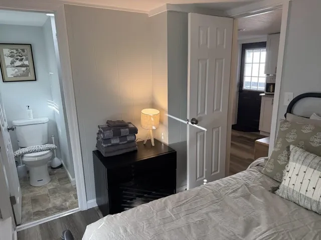 $2,000 | 19 Auburn Avenue, Unit 3, Hampton, NH 03842