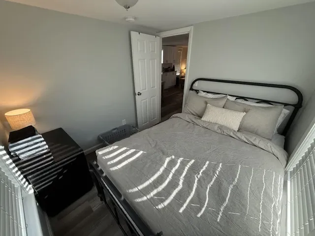 $2,000 | 19 Auburn Avenue, Unit 3, Hampton, NH 03842