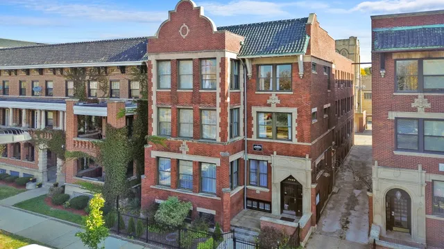 $4,700,000 | 5011 South Drexel Boulevard, Chicago, IL 60615