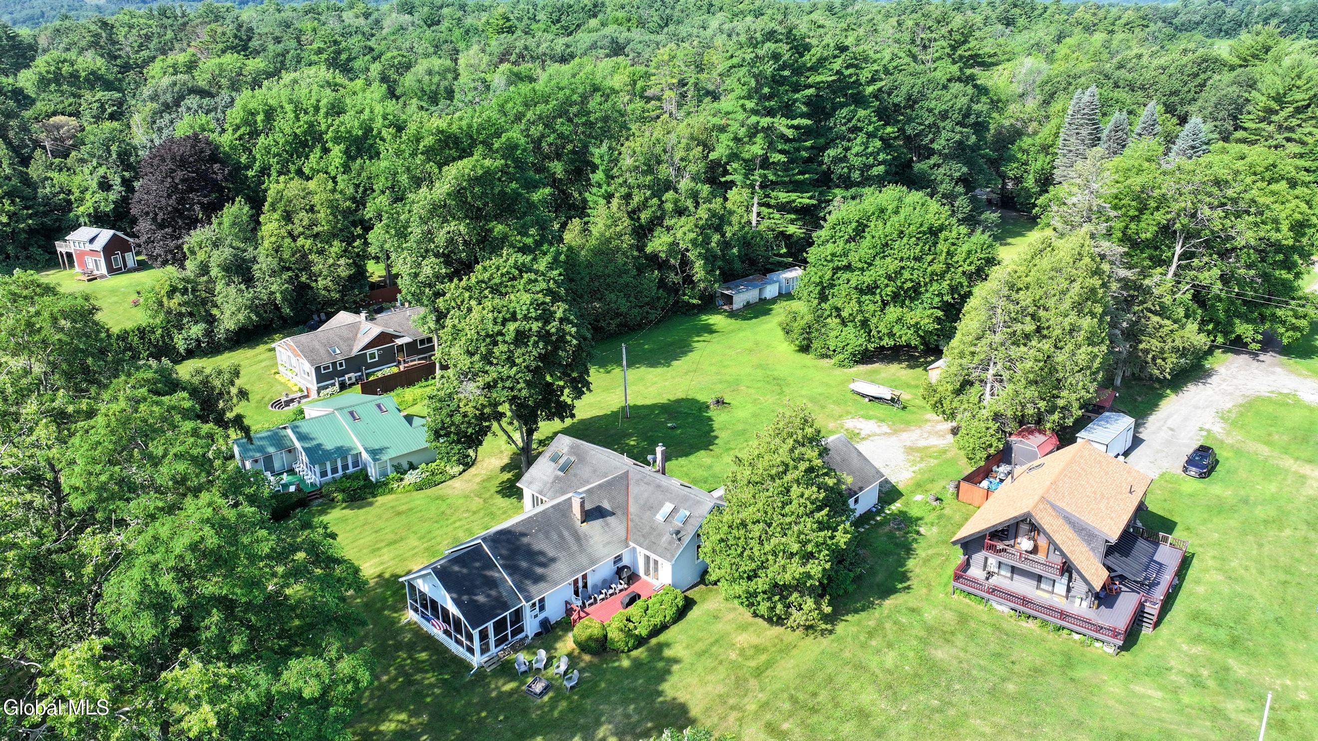 8 Berry Patch Way Crown Point, NY 12928 - Photo 8 of 39 1000008786
