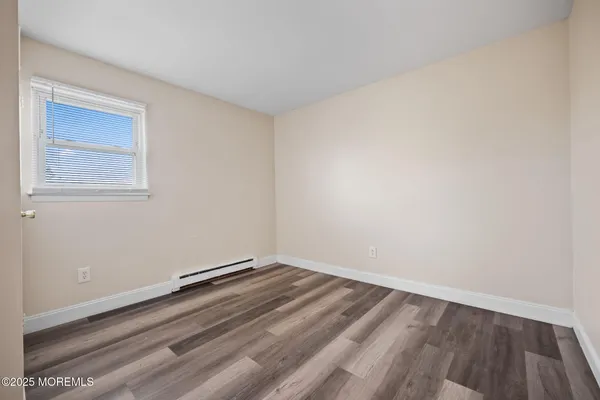 $1,800 | 175 Buckelew Avenue, Unit BLDG 3 4, Monroe Township, NJ 08831