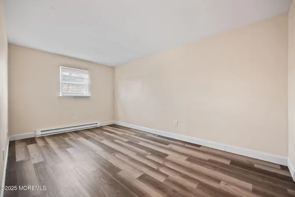 $1,800 | 175 Buckelew Avenue, Unit BLDG 3 4, Monroe Township, NJ 08831