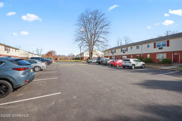 $1,800 | 175 Buckelew Avenue, Unit BLDG 3 4, Monroe Township, NJ 08831