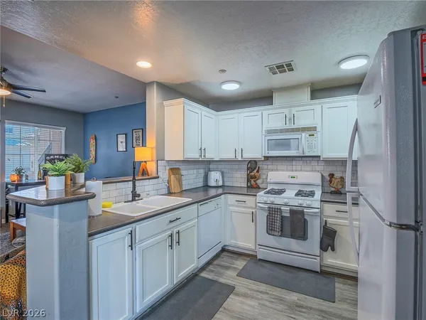 $214,900 | 4720 Apulia Drive, Unit 103, North Las Vegas, NV 89084