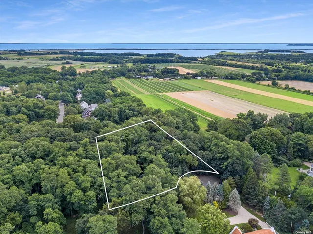 $2,900,000 | 150 Hillcrest Drive, Orient, NY 11957