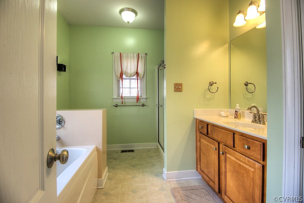 4488 Lockin Road Powhatan, VA 23139 - Photo 16 of 31 Master Bathroom
