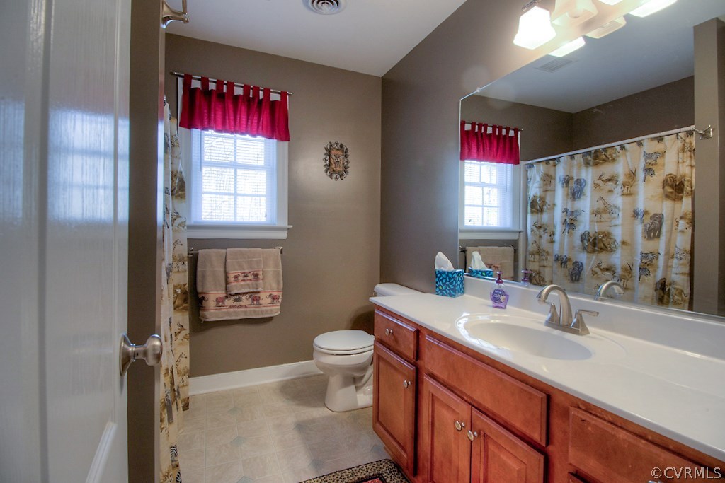 4488 Lockin Road Powhatan, VA 23139 - Photo 21 of 31 Upstairs Master Bathroom features tub/shower combo