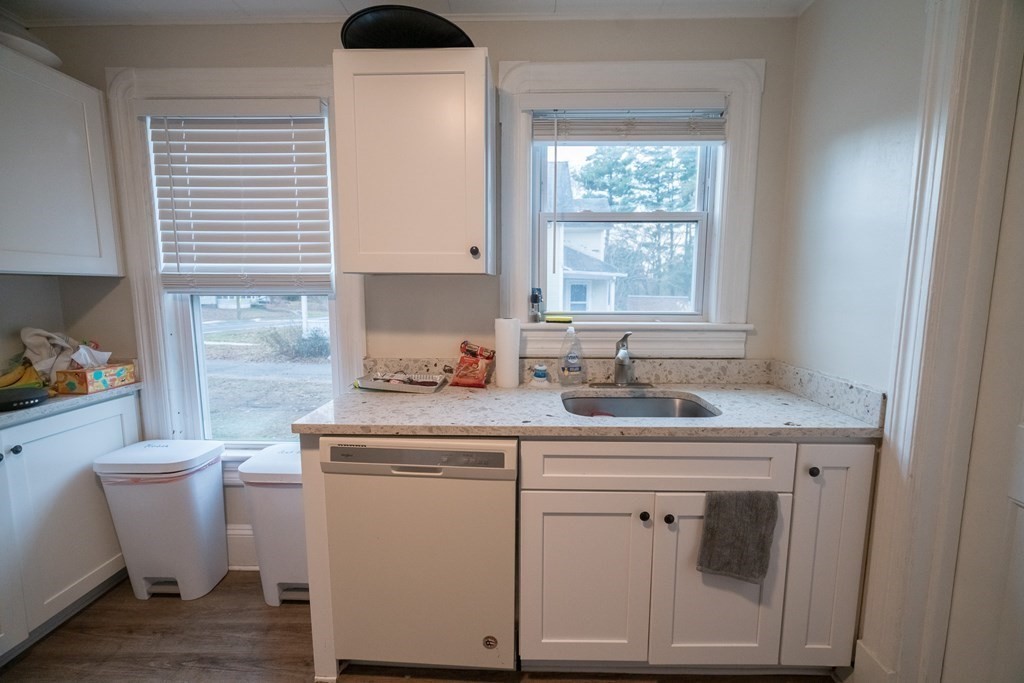 221 Northampton Road Amherst, MA 01002 - Photo 3 of 10 Gallery Image 3