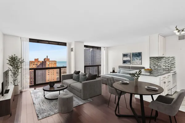 $150,000 | 4343 North Clarendon Avenue, Unit 2010, Chicago, IL 60613