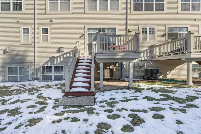 $2,500 | 3460 Bradbury Circle, Aurora, IL 60504