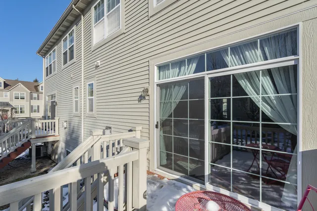 $2,500 | 3460 Bradbury Circle, Aurora, IL 60504