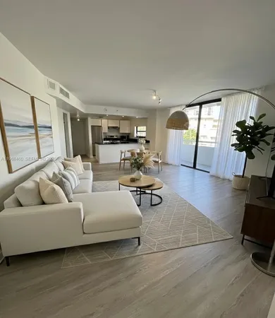 $2,500 | 6830 Indian Creek Drive, Unit 2A, Miami Beach, FL 33141