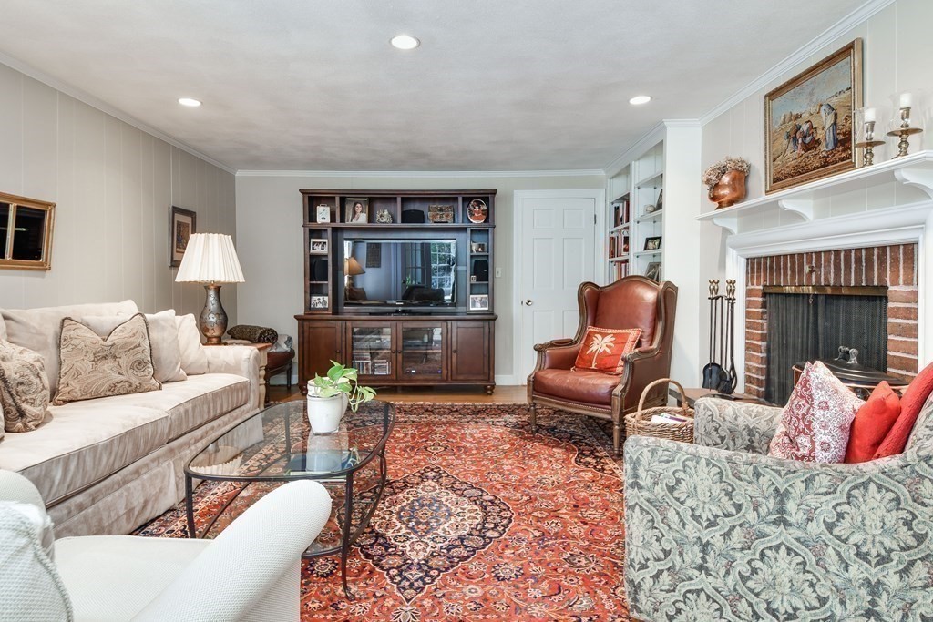 57 Yorkshire Road Dover, MA 02030 - Photo 15 of 30