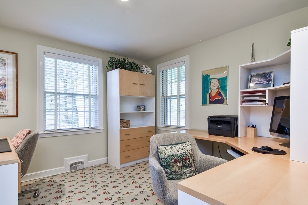 57 Yorkshire Road Dover, MA 02030 - Photo 22 of 30