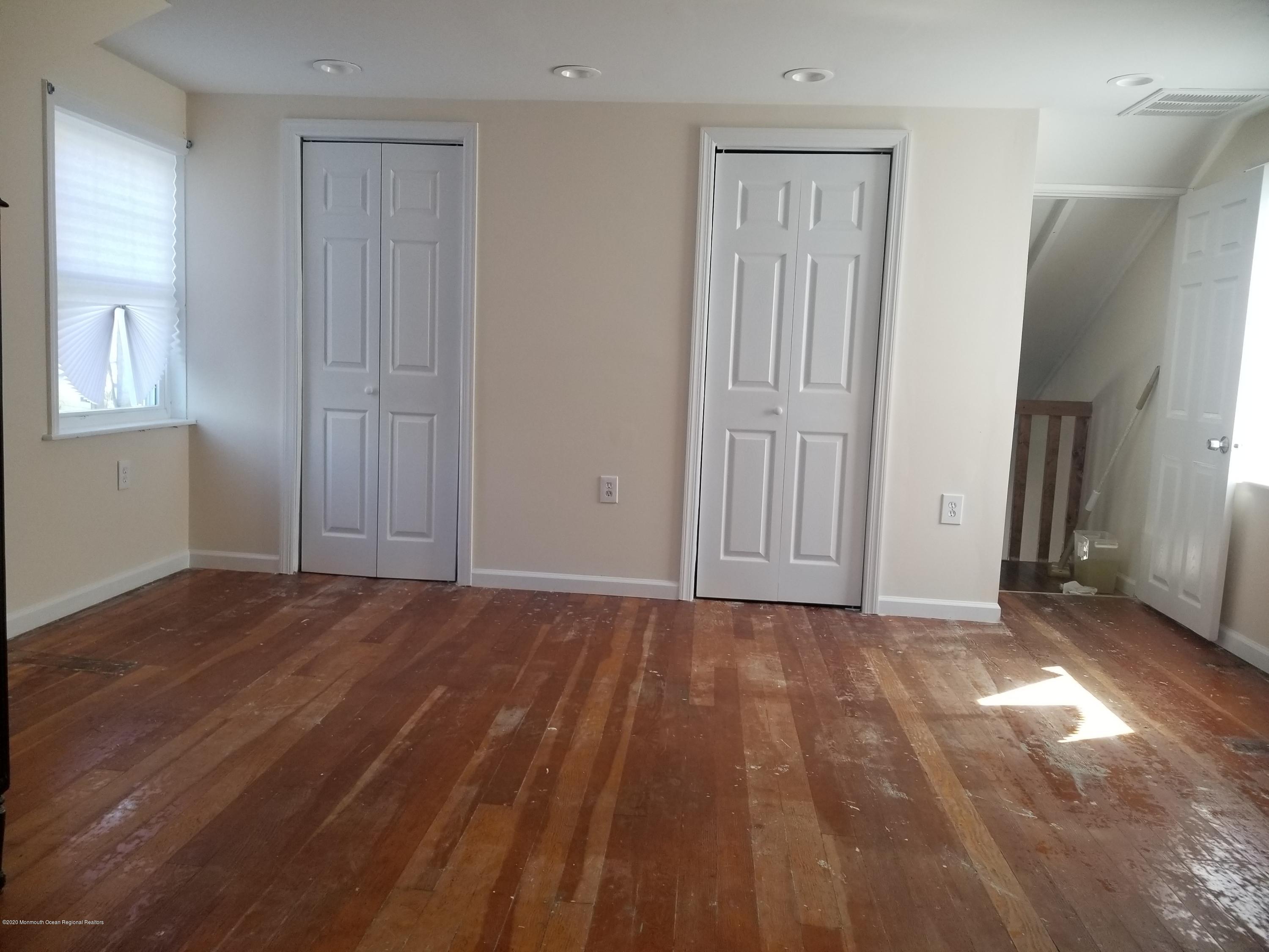 836 Lakeview Way Keyport, NJ 07735 - Photo 8 of 27 Master bedroom