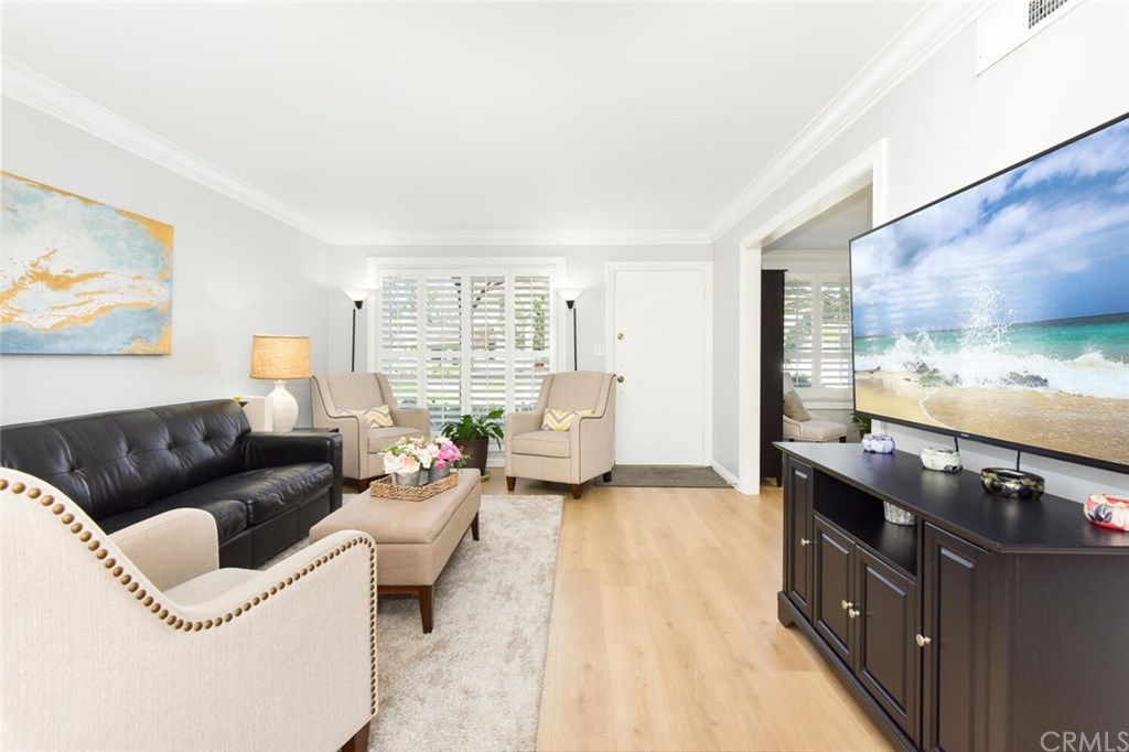 6565 Tangier Way Cypress, CA 90630 - Photo 11 of 71