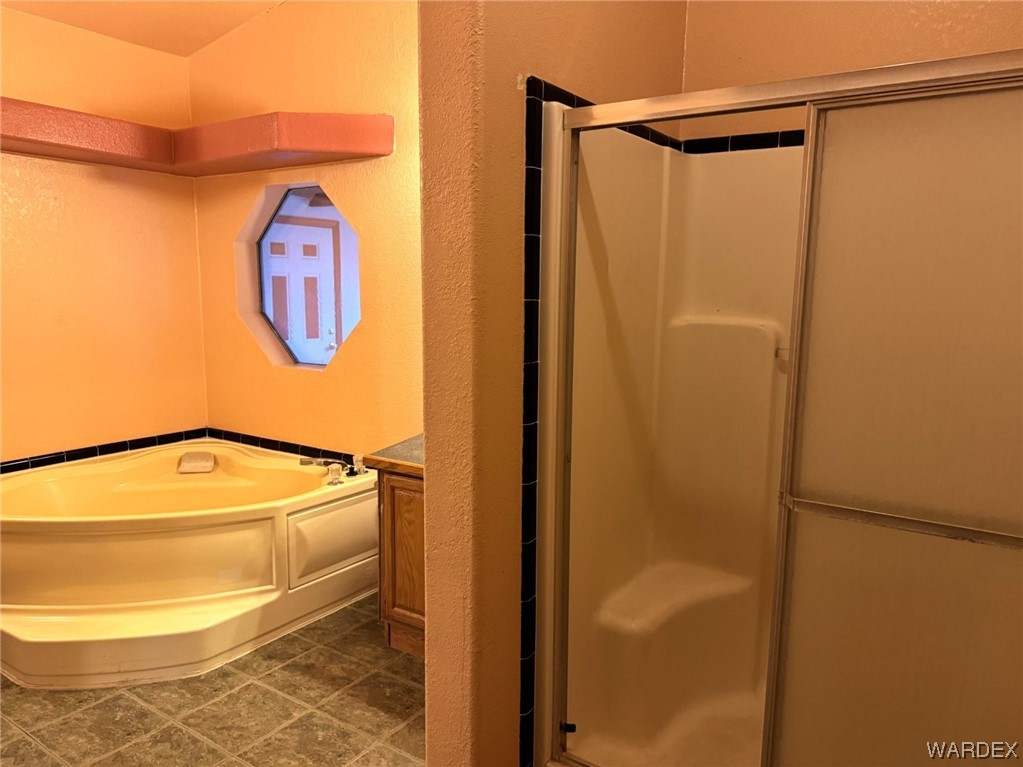 5562 Tonto Road Golden Valley, AZ 86413 - Photo 19 of 33 Gallery Image 19