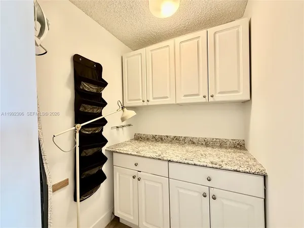 $2,350 | 1000 Parkview Drive, Unit 723, Hallandale Beach, FL 33009