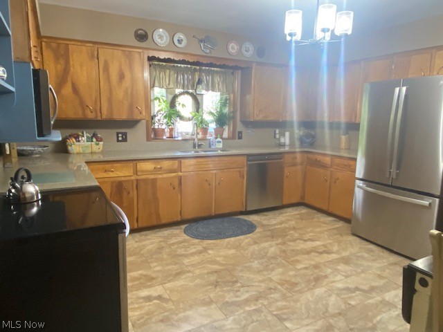 70 Kenridge Road Akron, OH 44333 - Photo 8 of 30
