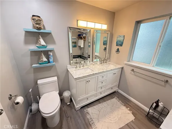 $5,500 | 1174 East Ocean Boulevard, Unit 10, Long Beach, CA 90802