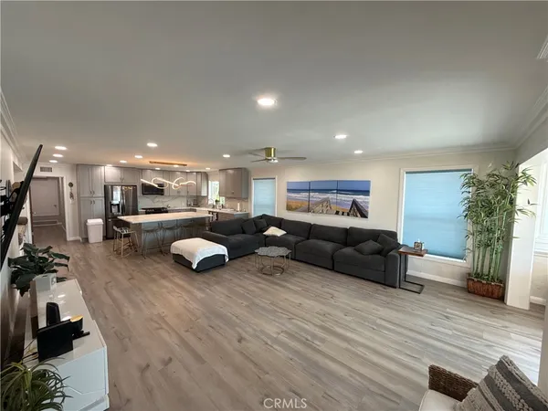 $5,500 | 1174 East Ocean Boulevard, Unit 10, Long Beach, CA 90802