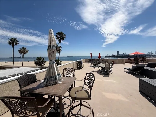 $5,500 | 1174 East Ocean Boulevard, Unit 10, Long Beach, CA 90802