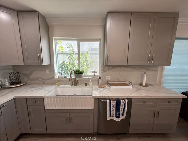 $5,500 | 1174 East Ocean Boulevard, Unit 10, Long Beach, CA 90802