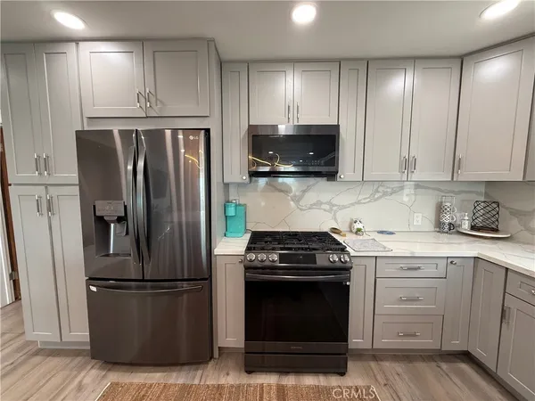 $5,500 | 1174 East Ocean Boulevard, Unit 10, Long Beach, CA 90802